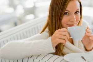 woman-drinking-tea