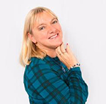 CSSPaulaSugawaraHeadshot